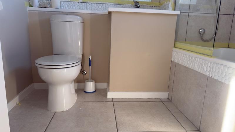 To Let 1 Bedroom Property for Rent in Plumstead Western Cape